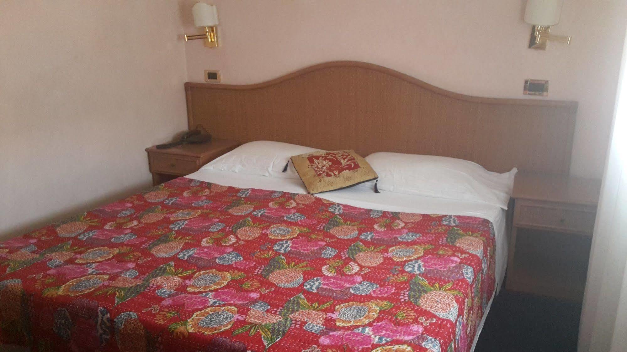 Hotel Villa Tiziana Lido di Venezia Eksteriør bilde